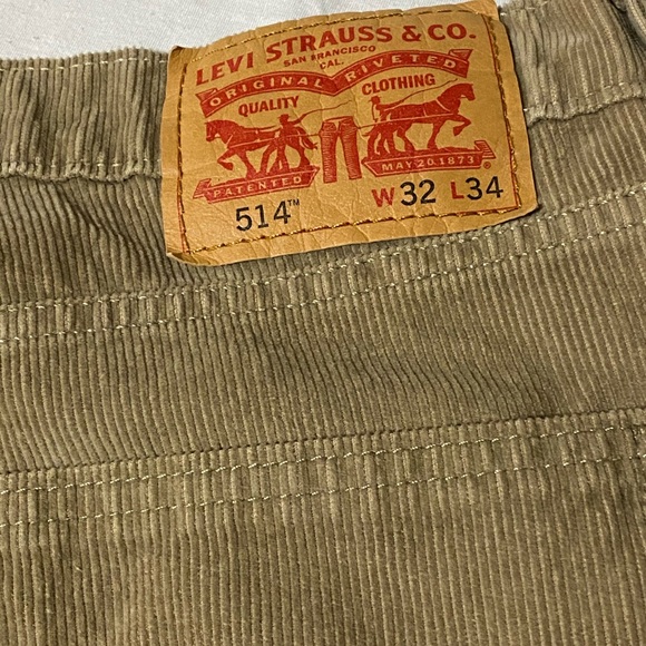 levi's corduroy pants